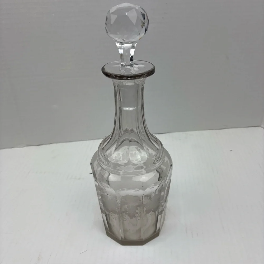 Vintage Glass Decanter Grapevine Frosted Detail Fluted Stopper Brandy Liquor Bar